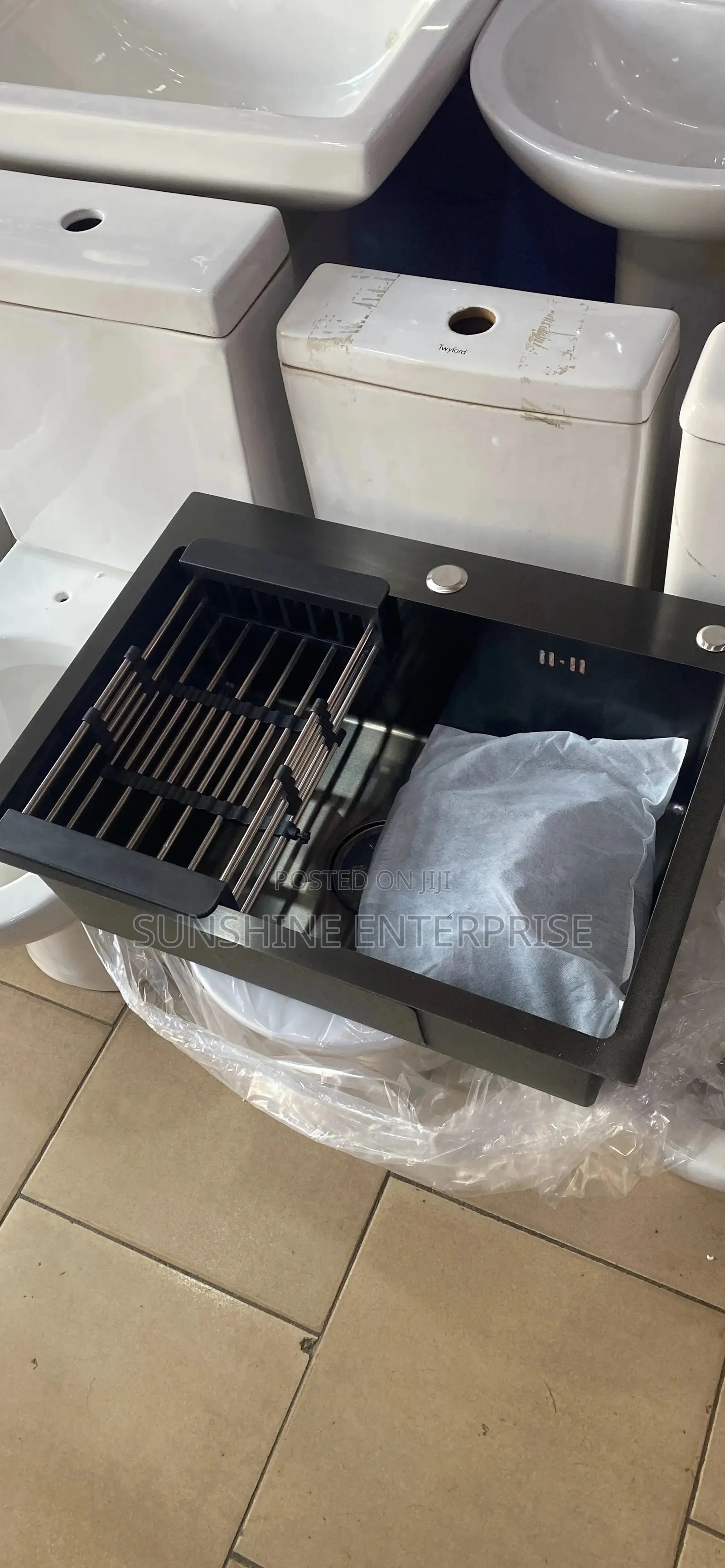 Black Kitchen Sink