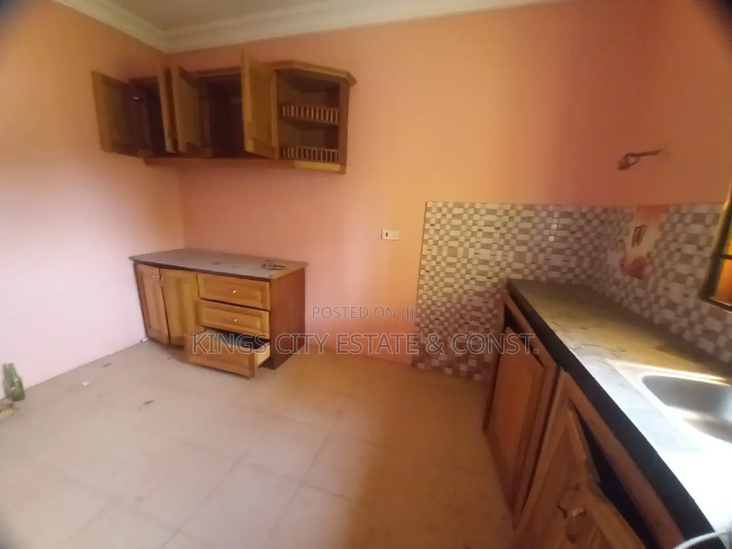 3bdrm Apartment in Atta-Mills, Ofankor for rent