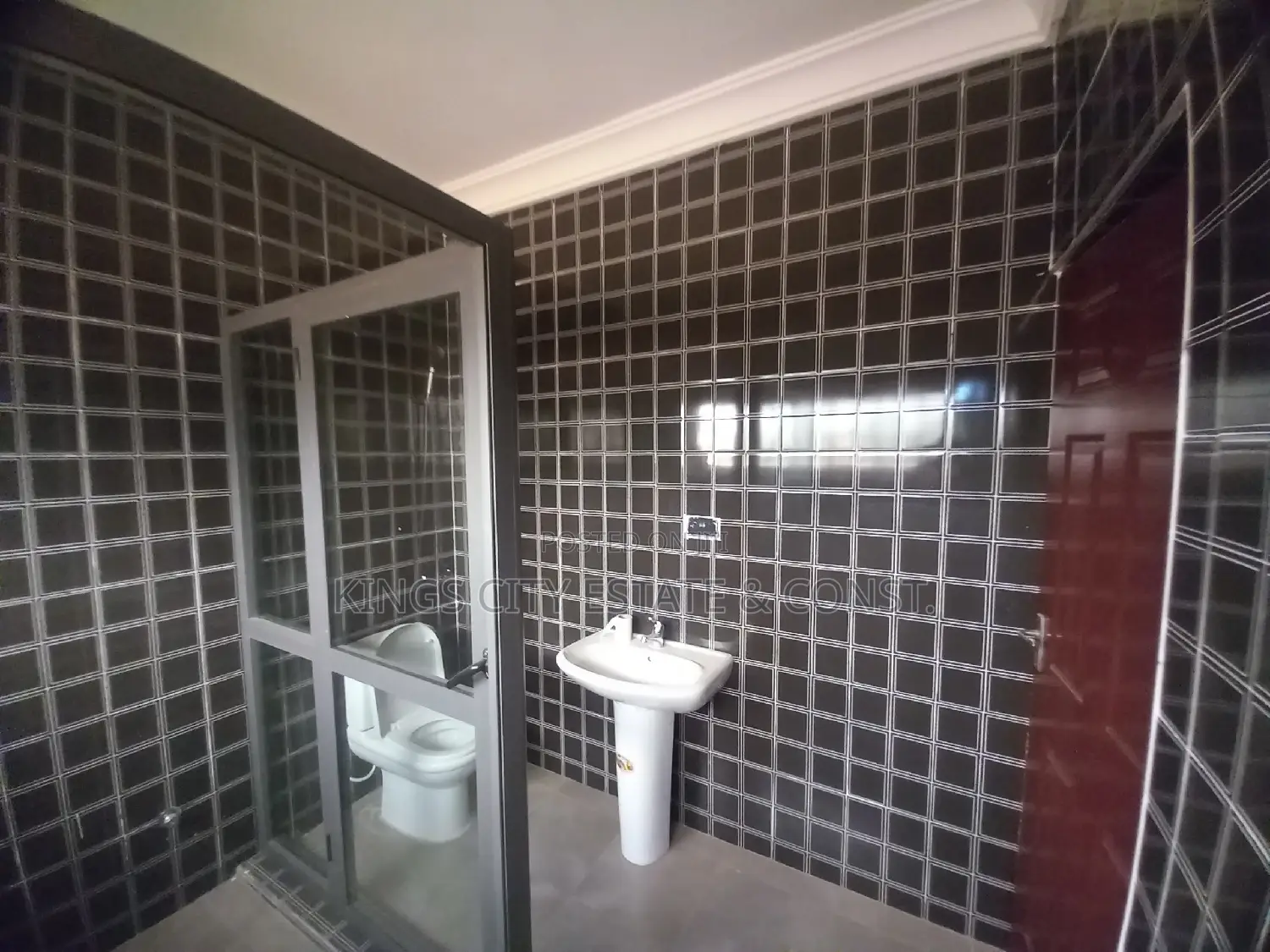3bdrm Apartment in Atta-Mills, Ofankor for rent