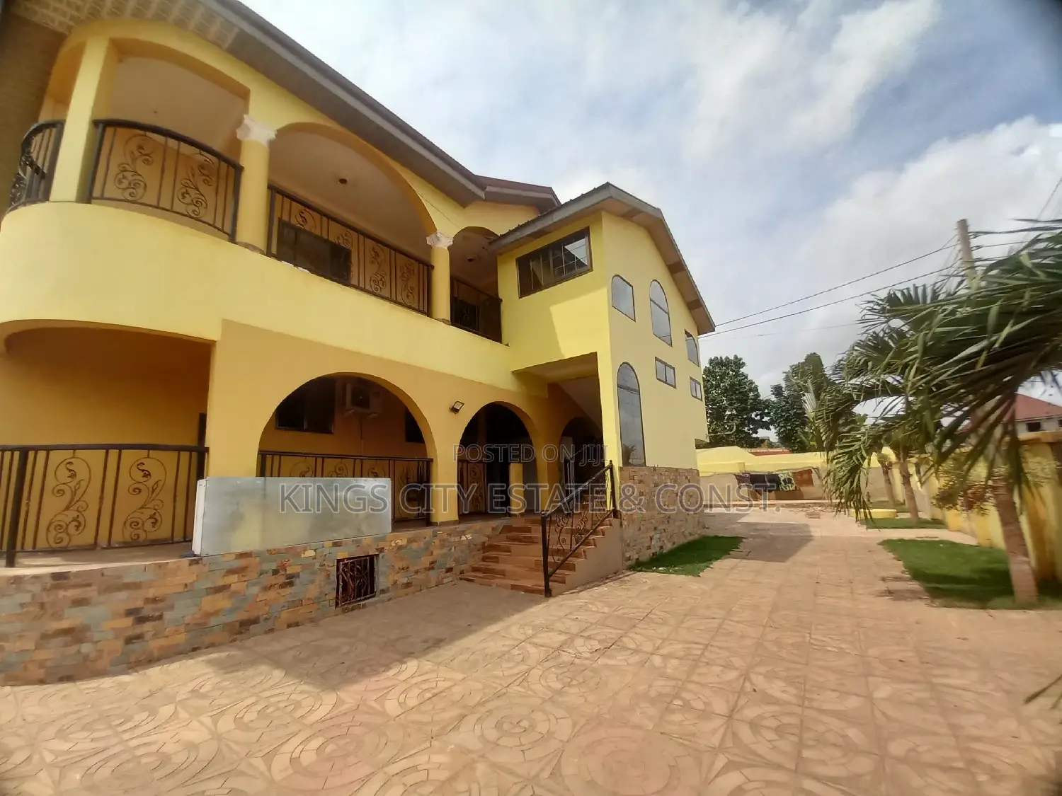 3bdrm Apartment in Atta-Mills, Ofankor for rent