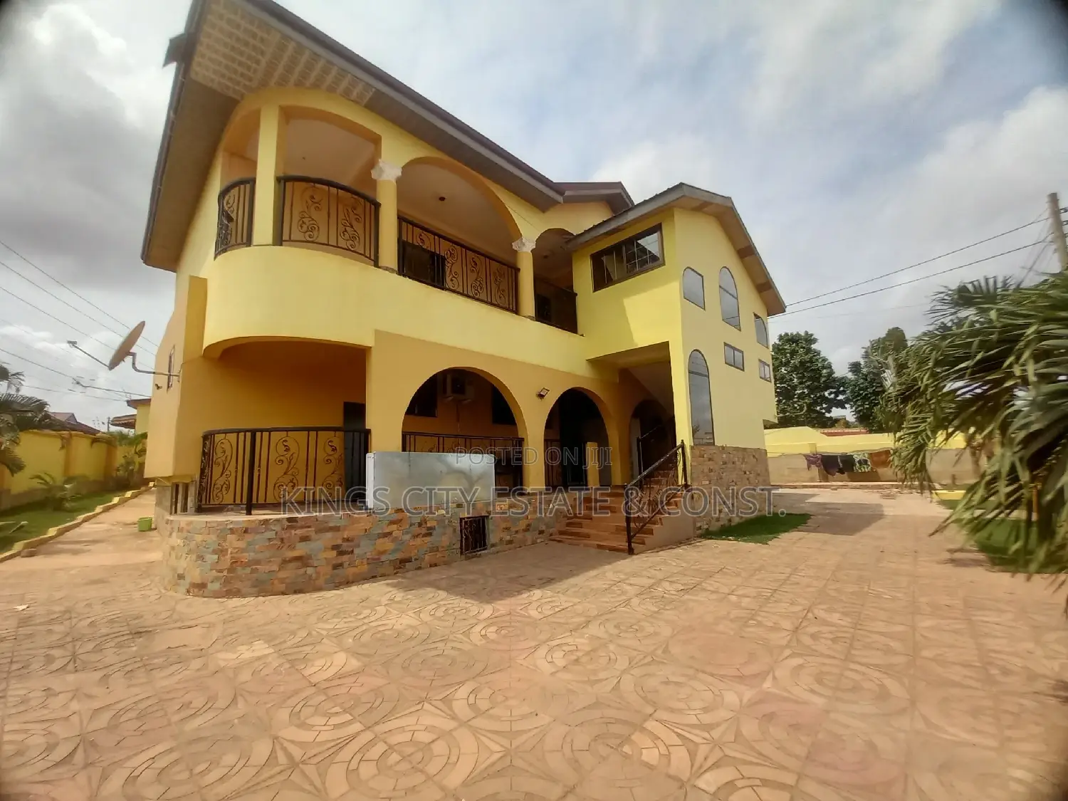 3bdrm Apartment in Atta-Mills, Ofankor for rent