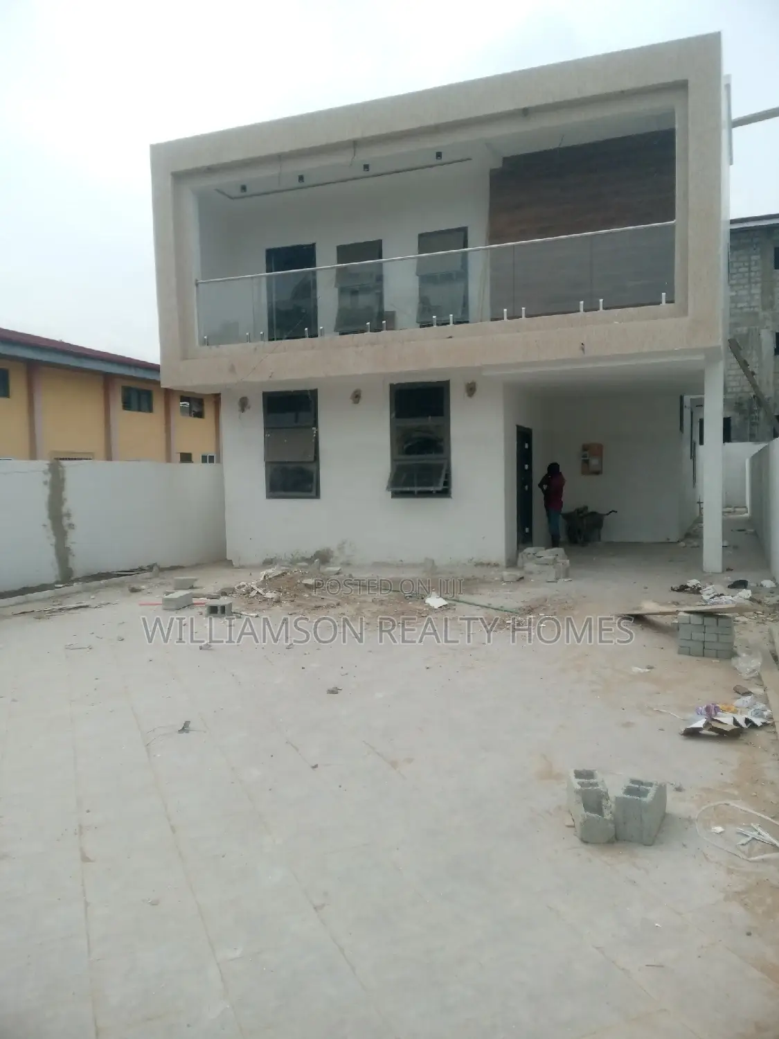 4bdrm Duplex in Hfc Estate, Spintex for sale
