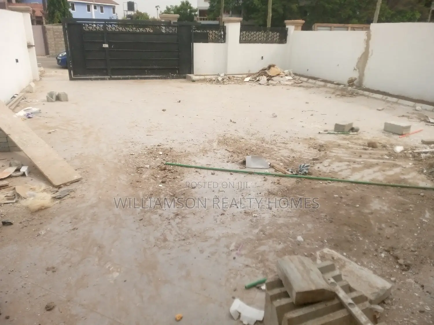 4bdrm Duplex in Hfc Estate, Spintex for sale
