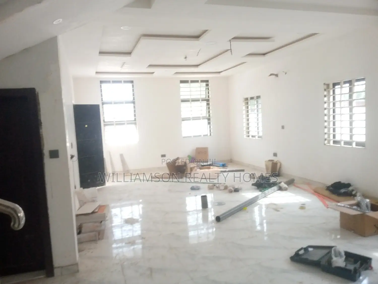 4bdrm Duplex in Hfc Estate, Spintex for sale