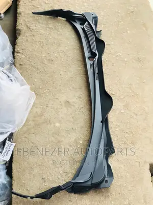Honda Civic 2016 - 2021 Wiper Panel