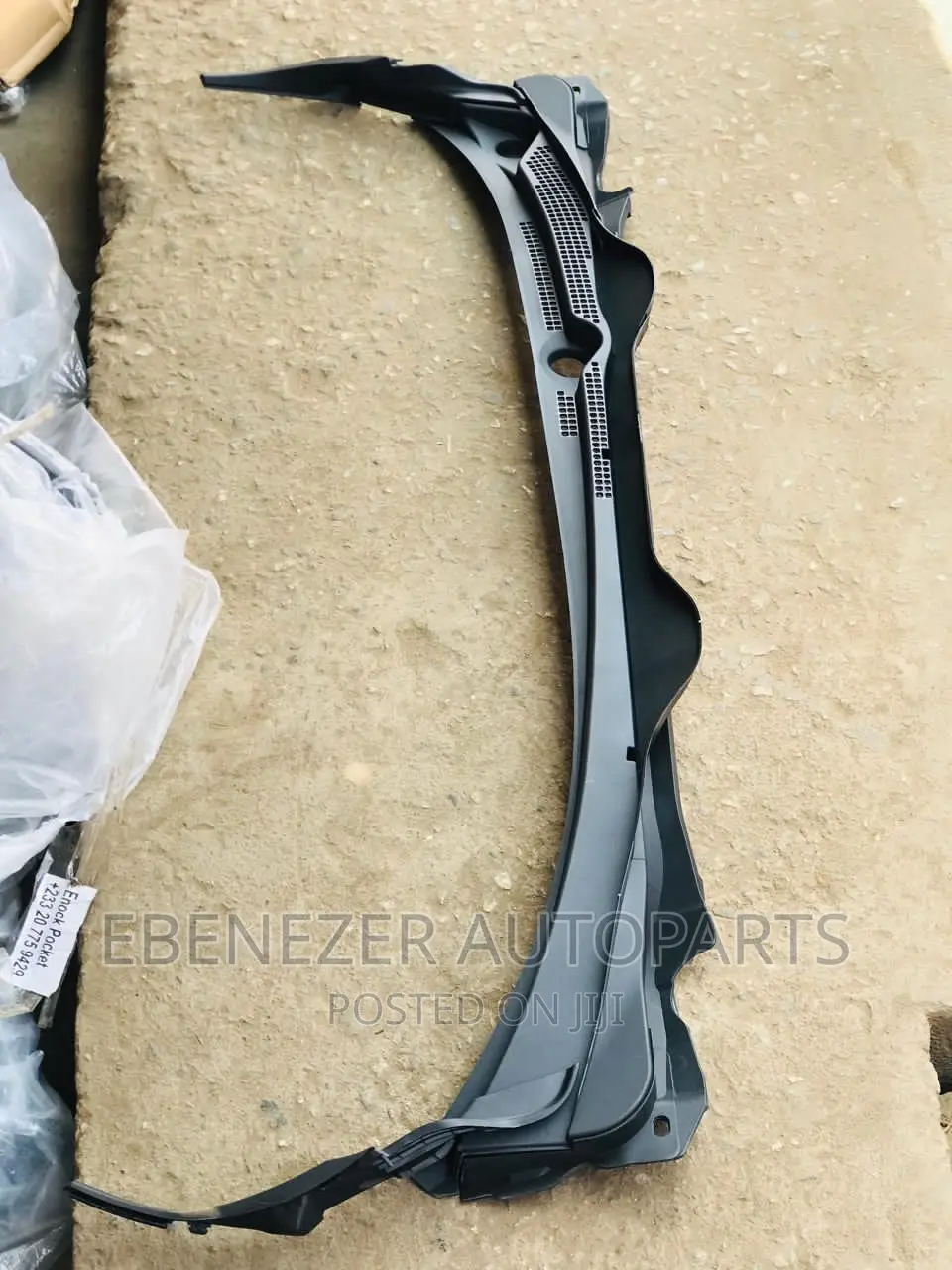 Honda Civic 2016 - 2021 Wiper Panel