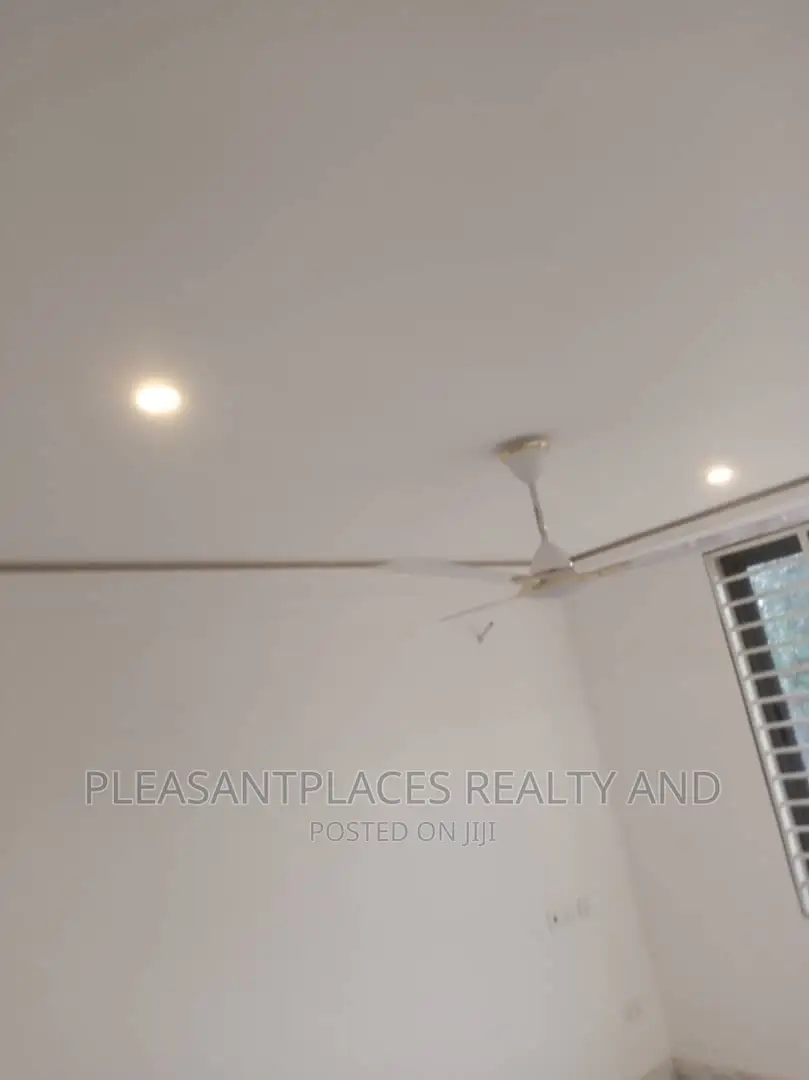 2bdrm Apartment in Pleasantplaces, Adenta for rent