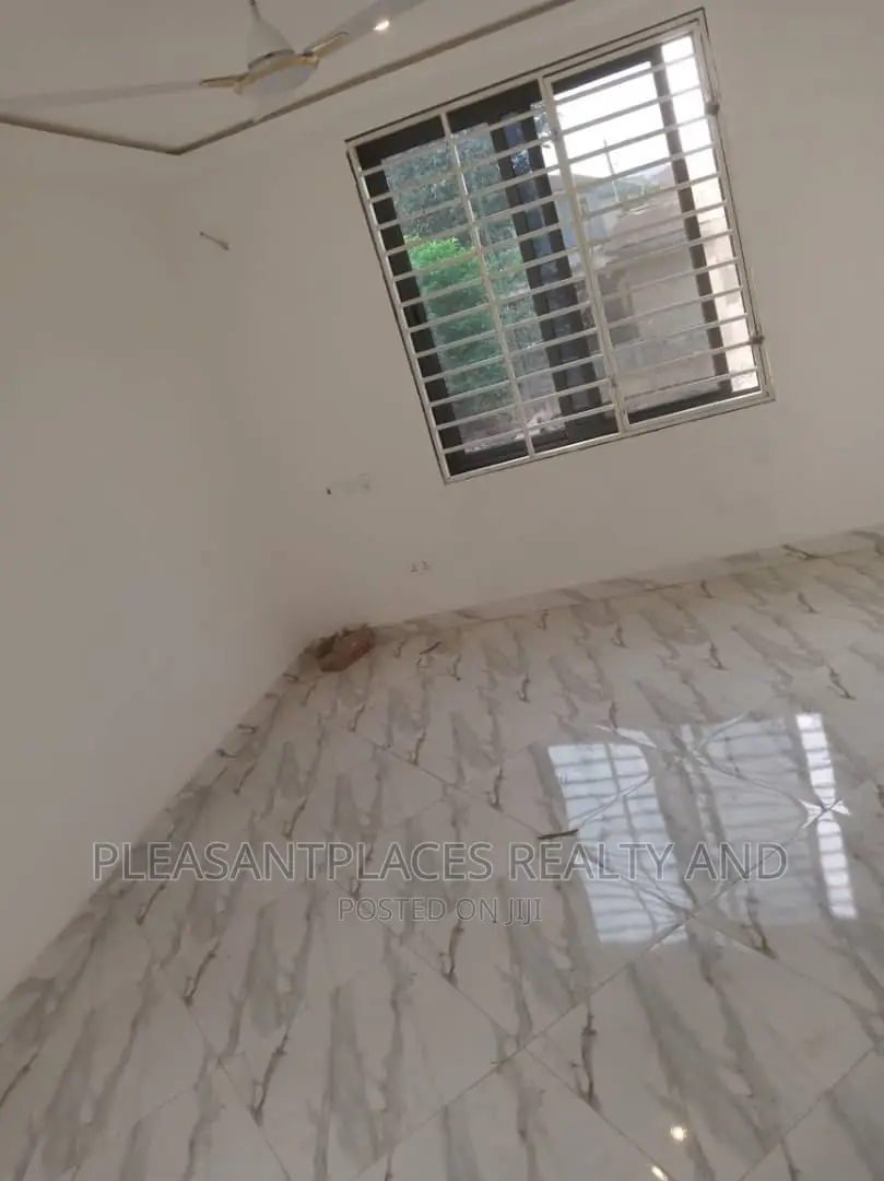 2bdrm Apartment in Pleasantplaces, Adenta for rent