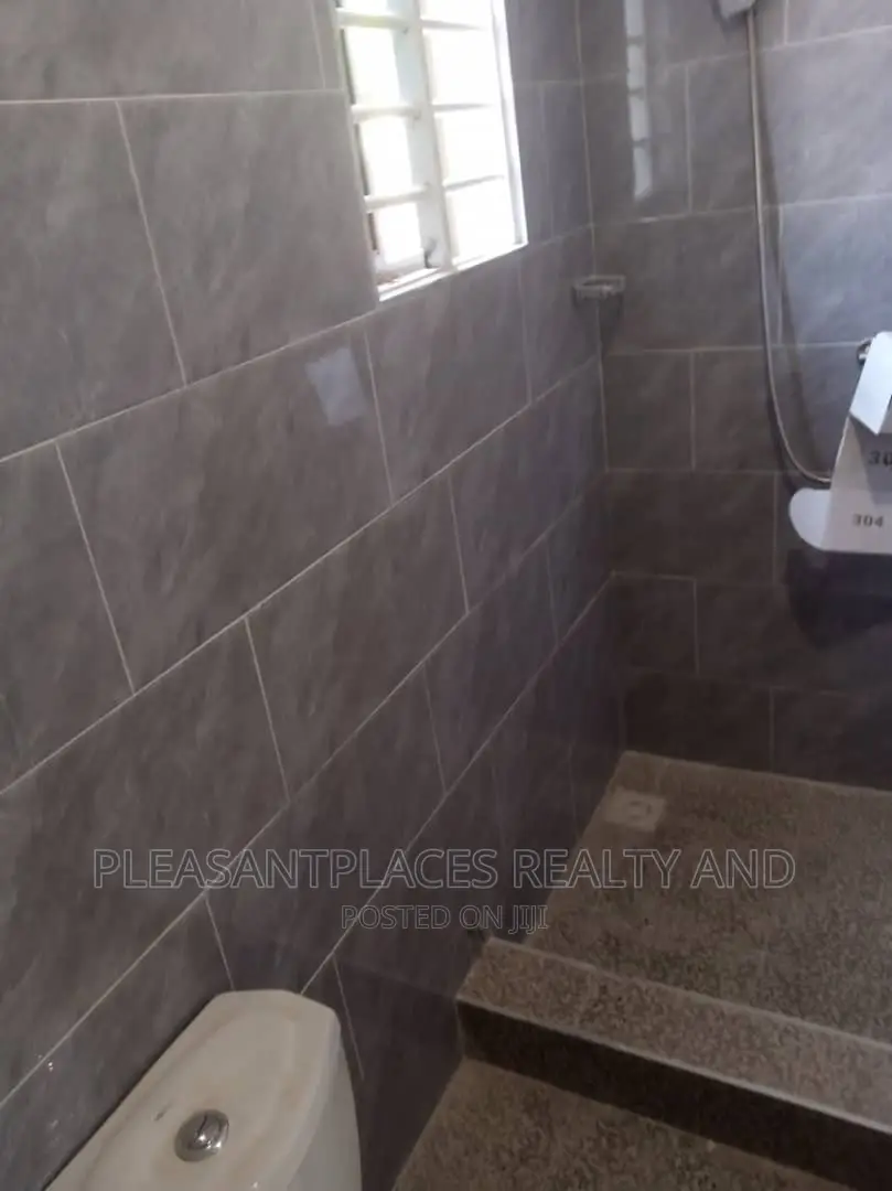 2bdrm Apartment in Pleasantplaces, Adenta for rent