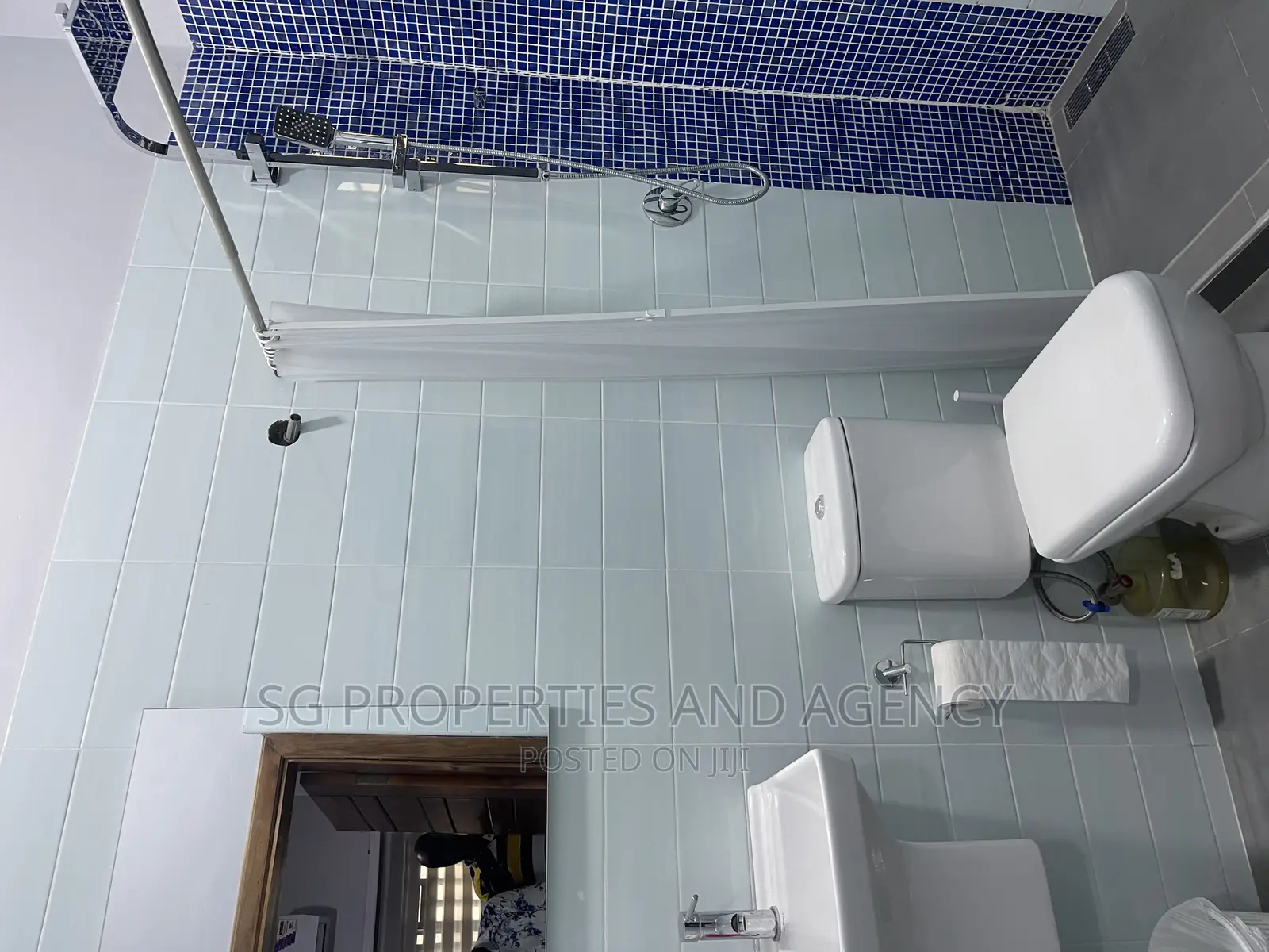 2bdrm Apartment in Lashibi, Spintex for rent