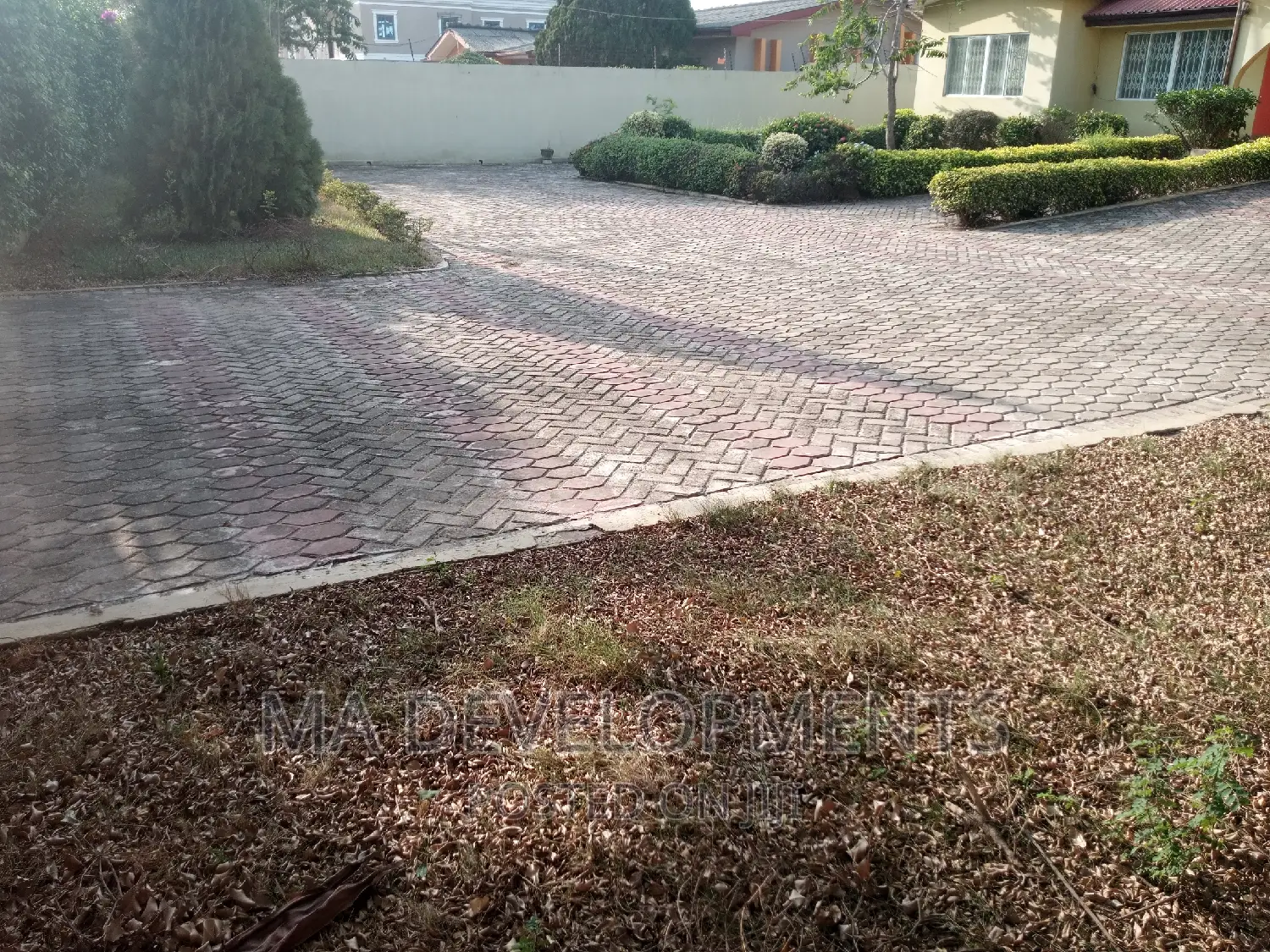 3bdrm House in M.A Developments, West Legon for sale