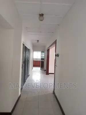 3bdrm House in M.A Developments, West Legon for sale