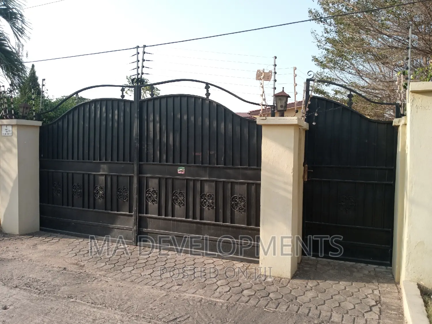 3bdrm House in M.A Developments, West Legon for sale