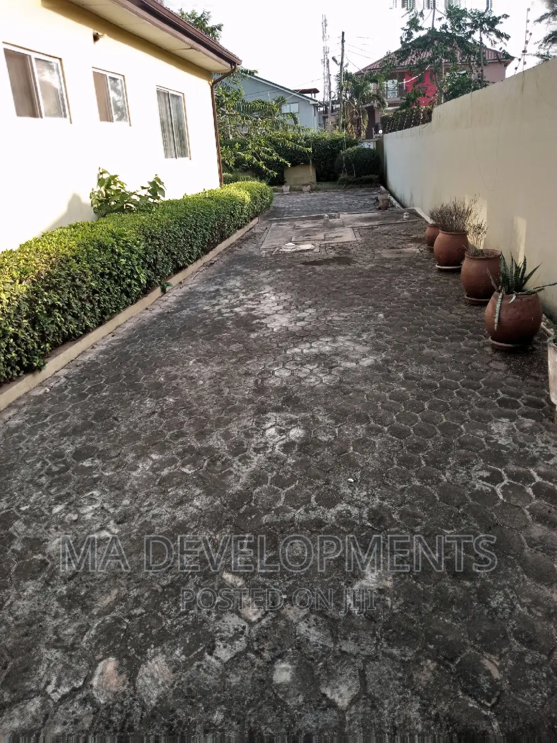 3bdrm House in M.A Developments, West Legon for sale