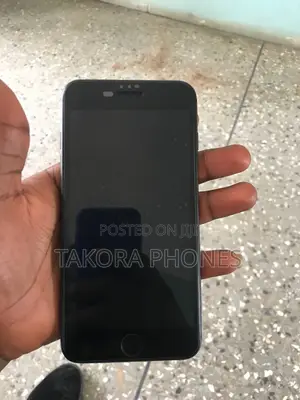 Apple iPhone 8 Plus 64 GB Black