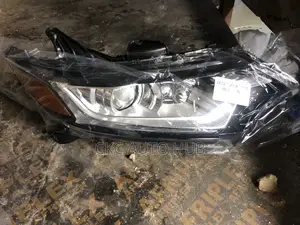 Mitsubishi Outlander 2017 2018 2019 2020 Headlight