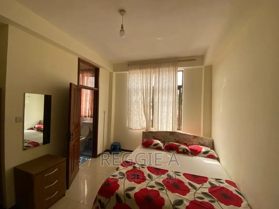 A 3-Bedroom Fully Furnished Flat. Short /Long Stay