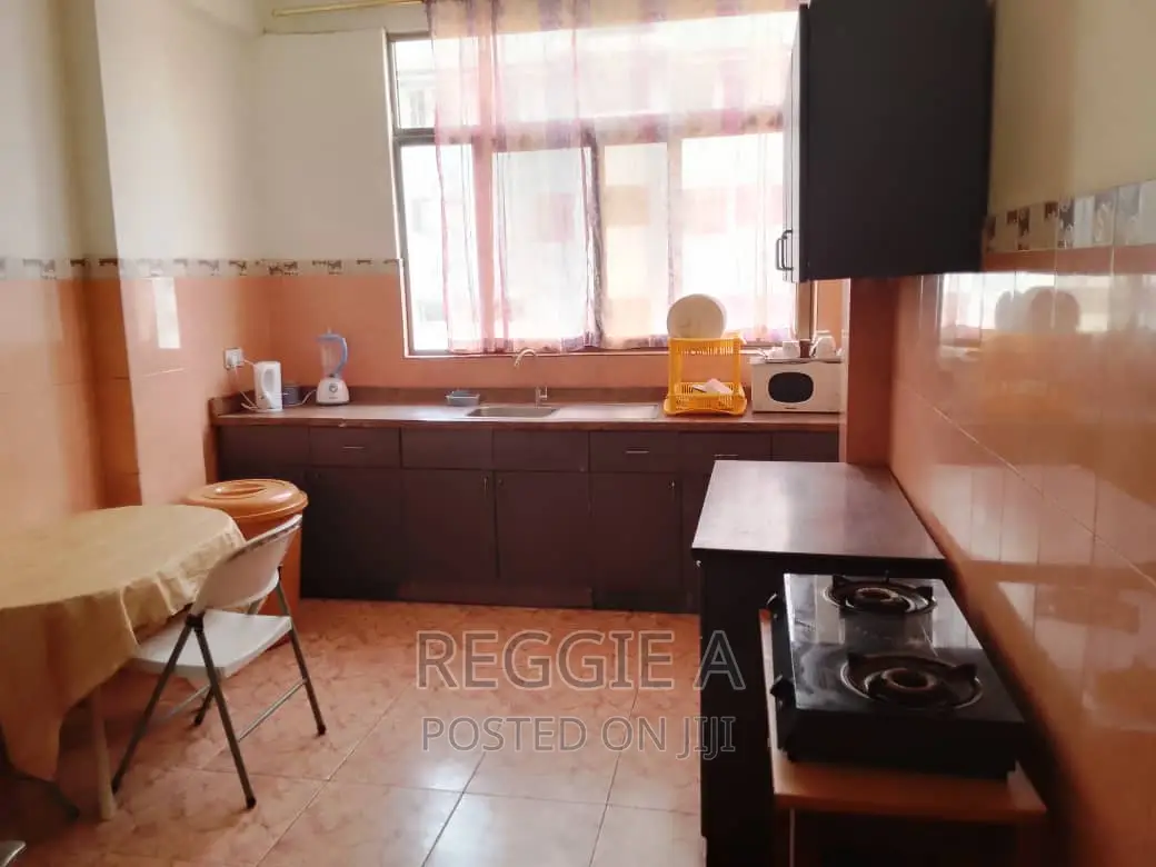 A 3-Bedroom Fully Furnished Flat. Short /Long Stay