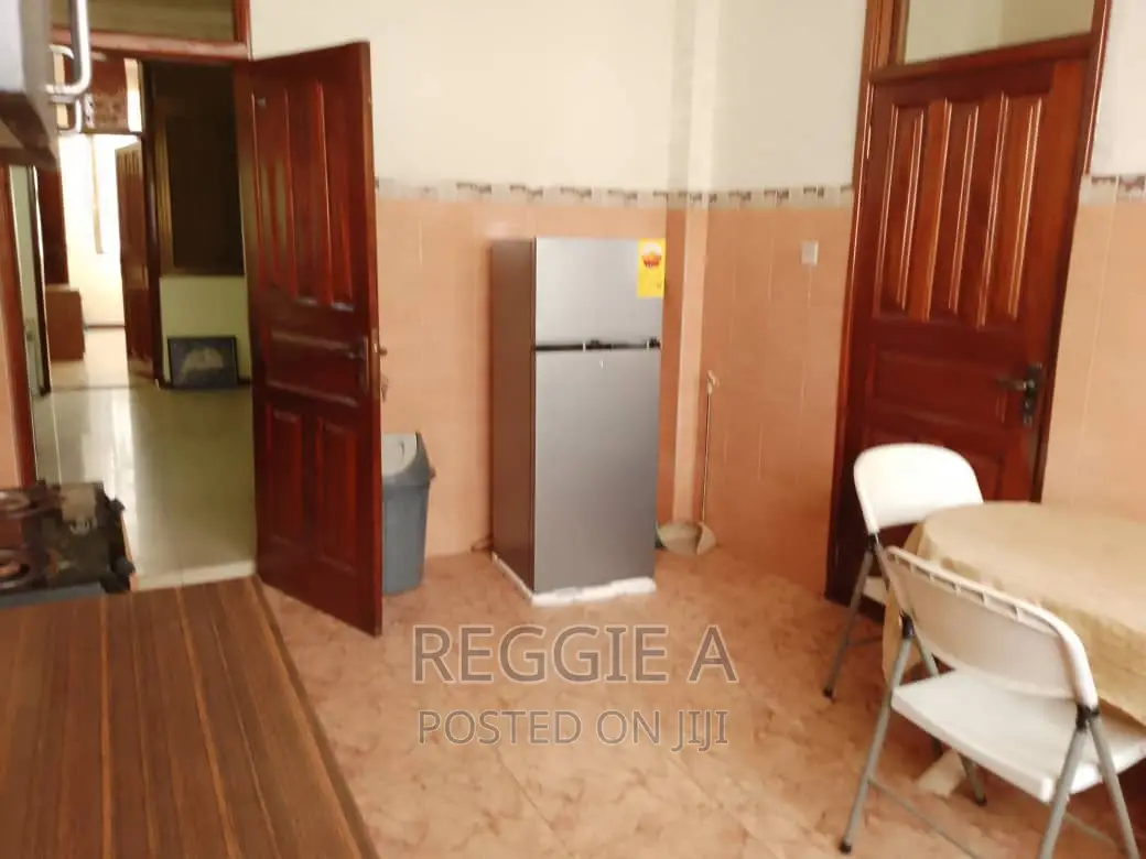 A 3-Bedroom Fully Furnished Flat. Short /Long Stay