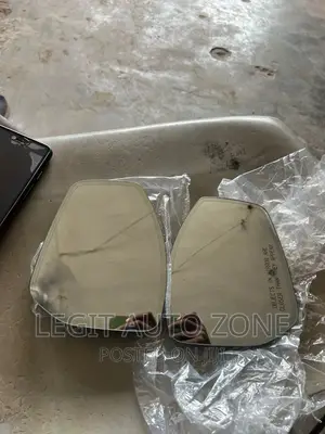 Range Rover Velar Mirror Glass Normal
