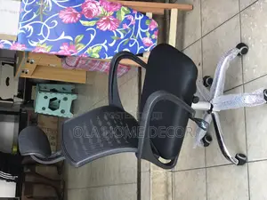 Office Chair With Wheels