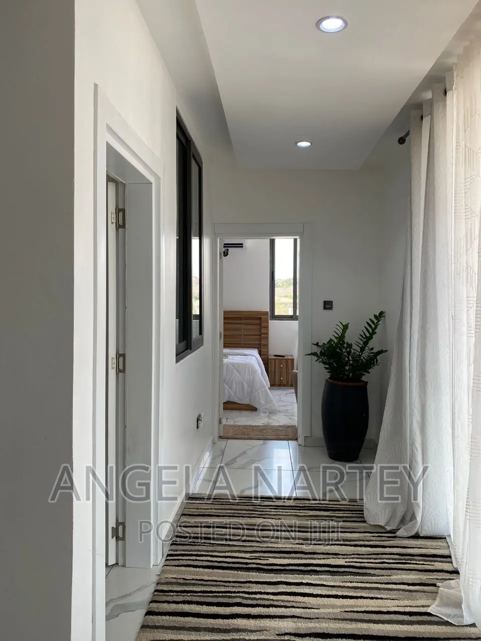 Furnished 4bdrm House in East Airport, Accra Metropolitan for sale