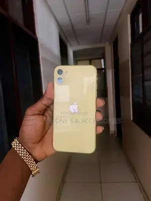 Apple iPhone 11 64 GB Yellow