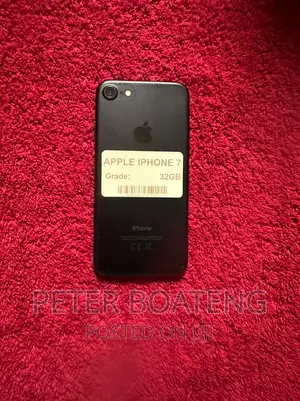 Apple iPhone 7 32 GB Black