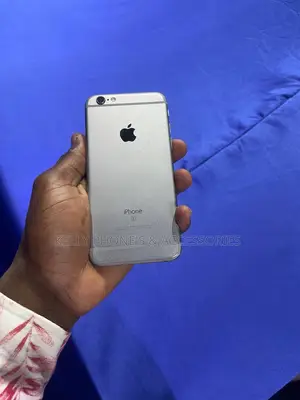 Apple iPhone 6s 128 GB Silver