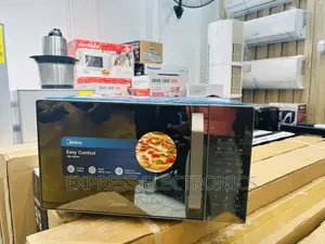 Quality Sleek Miwdea 28L. EM925ETB Microwave Oven