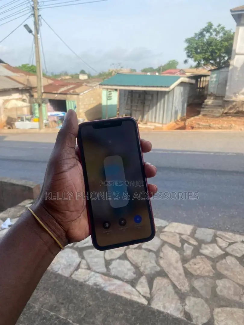 Apple iPhone 11 64 GB Red