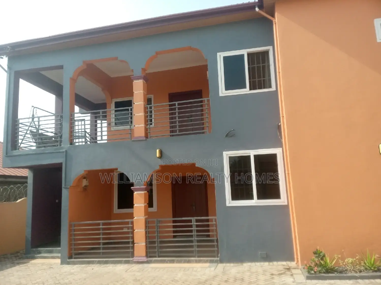 3bdrm Apartment in Sarkumonor Estate, Spintex for rent