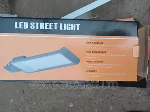 200 Watt Street Light