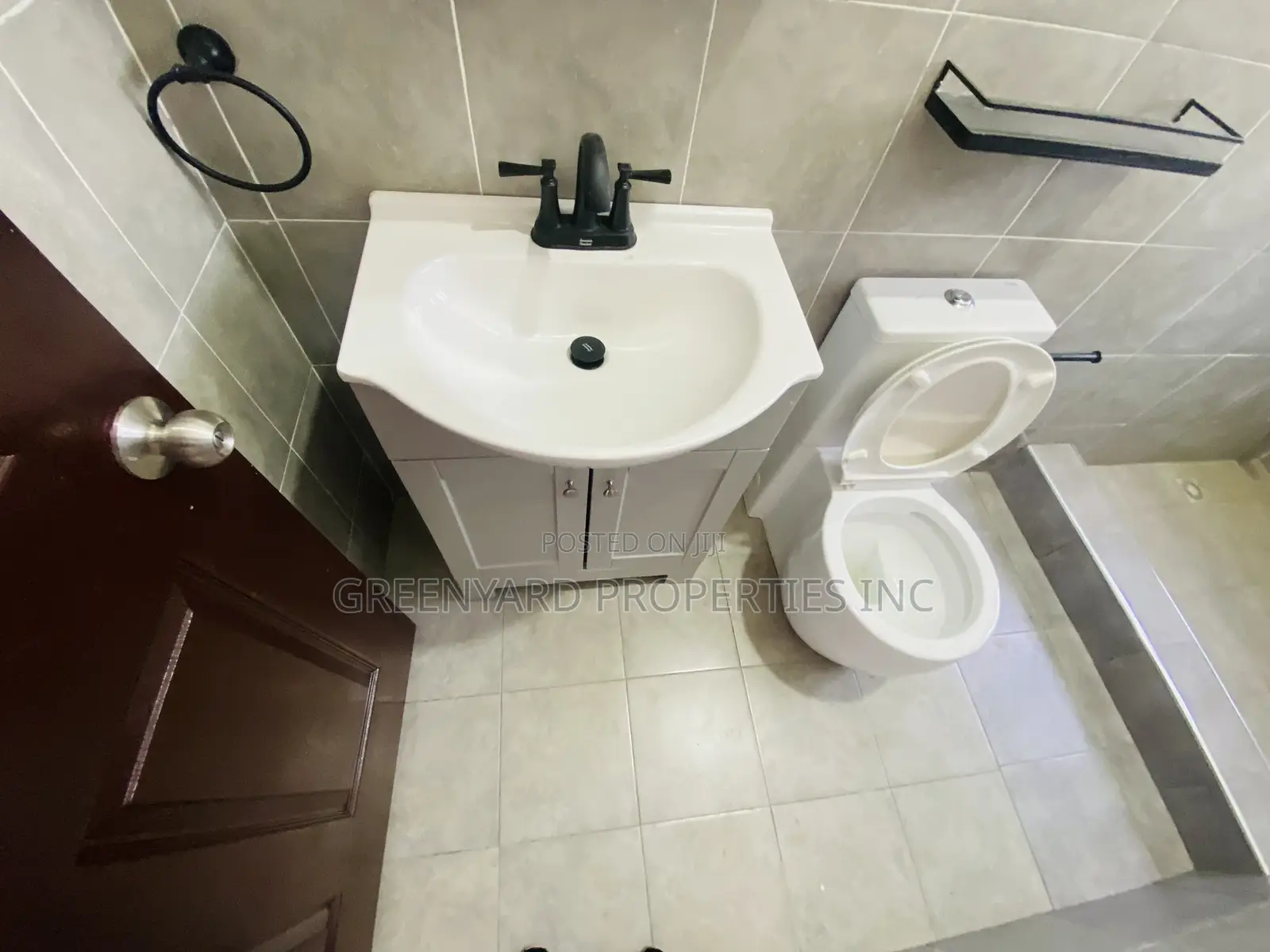 2bdrm Apartment in Trassaco, Adjiriganor for rent