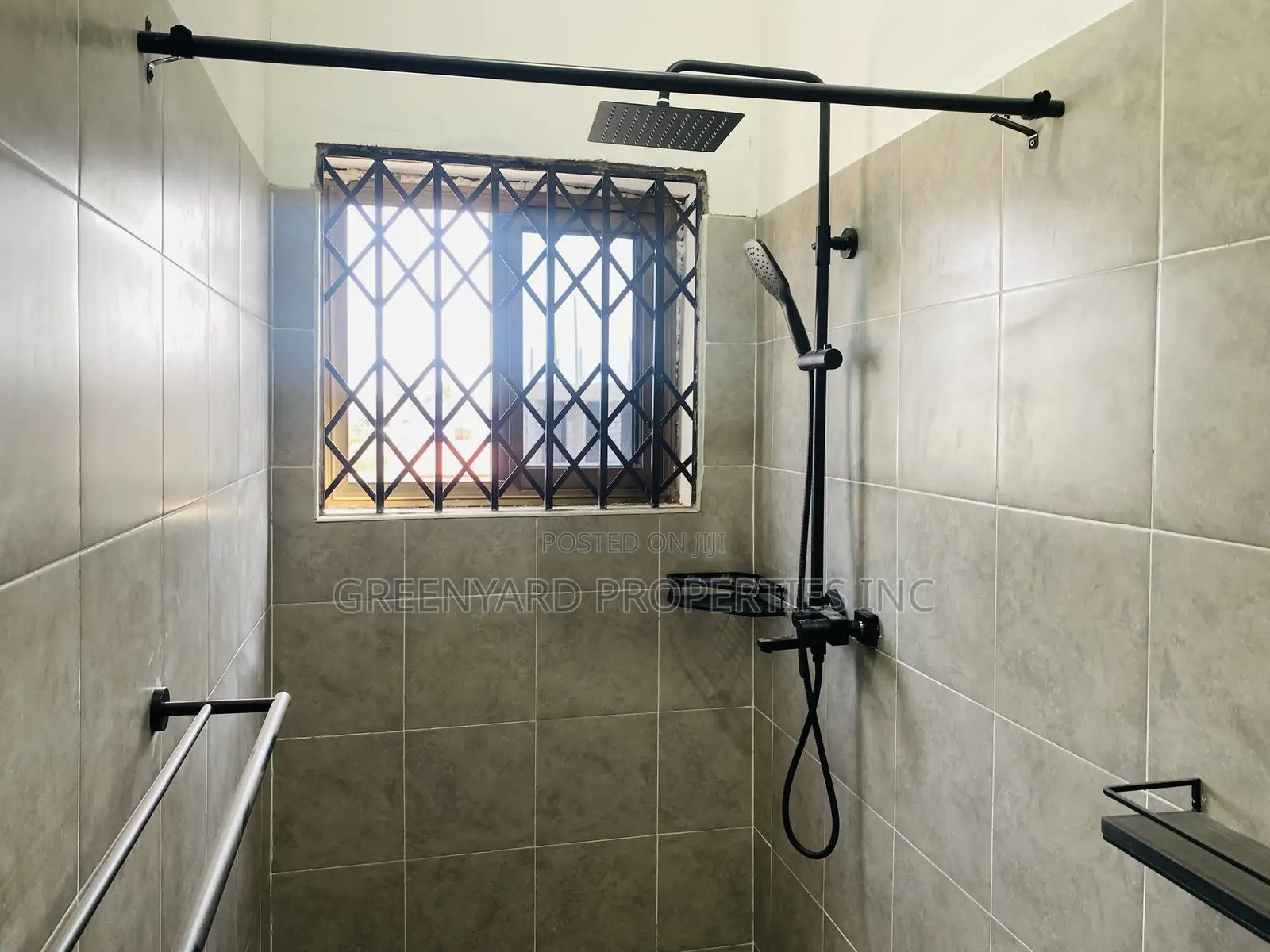 2bdrm Apartment in Trassaco, Adjiriganor for rent
