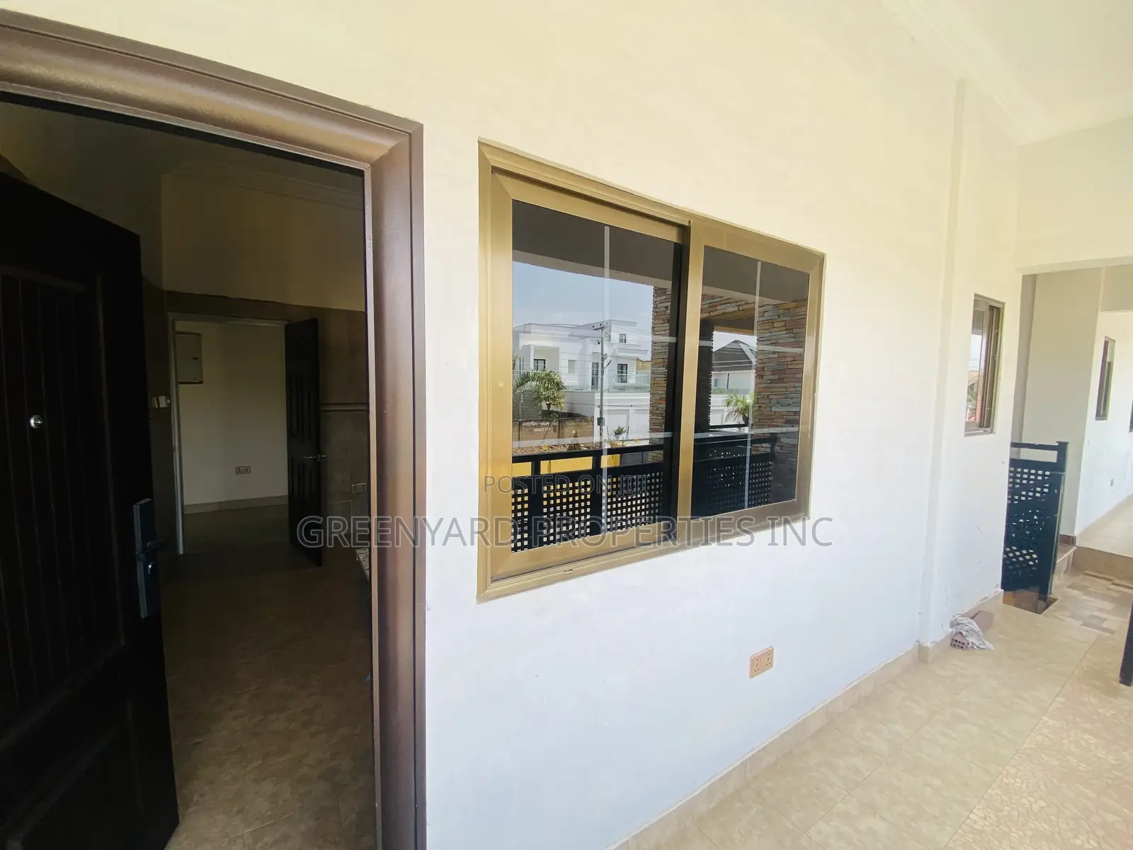 2bdrm Apartment in Trassaco, Adjiriganor for rent