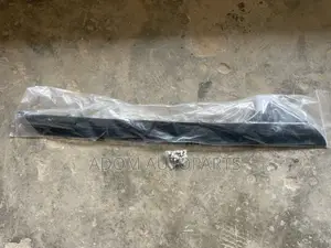 Ford Explorer Windscreen Moulding 2011 2012 2013
