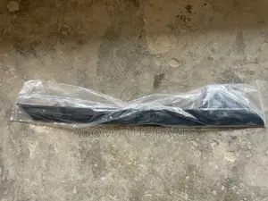 Ford Explorer Windscreen Moulding 2011 2012 2013