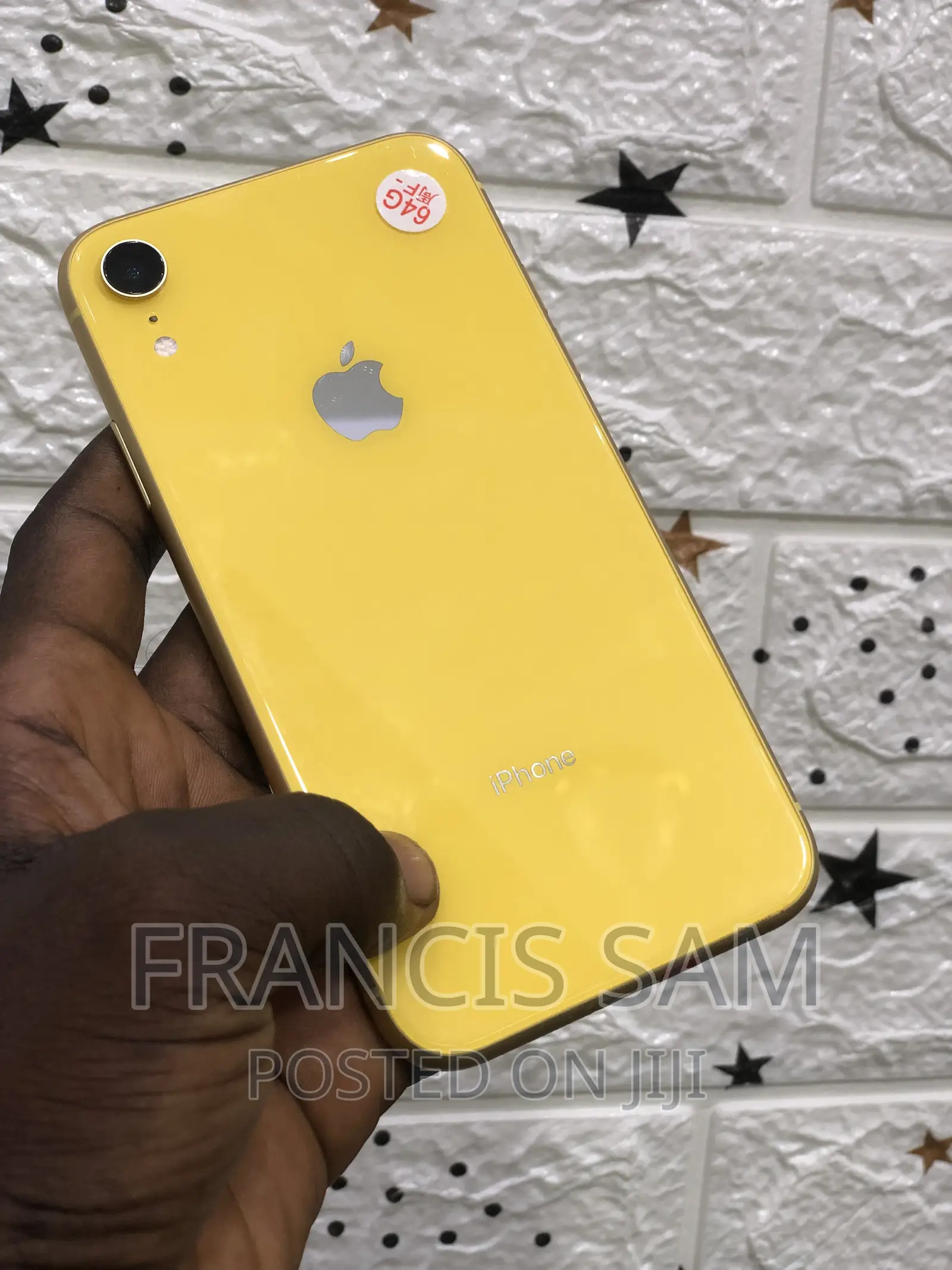 New Apple iPhone XR 64 GB Yellow