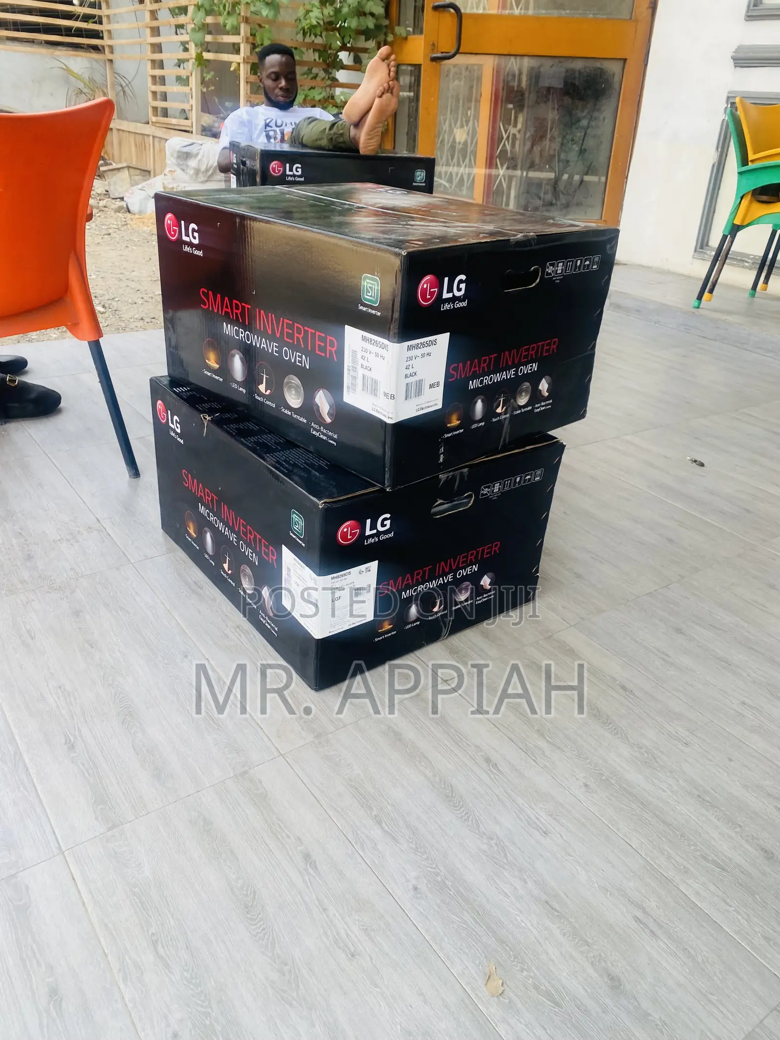 Buy Adorable LG(Black)MH8265DIS Electric Microwave Oven.