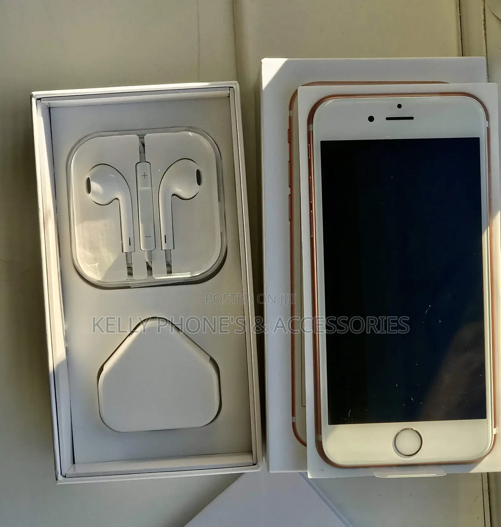 Apple iPhone 6s 64 GB Gold