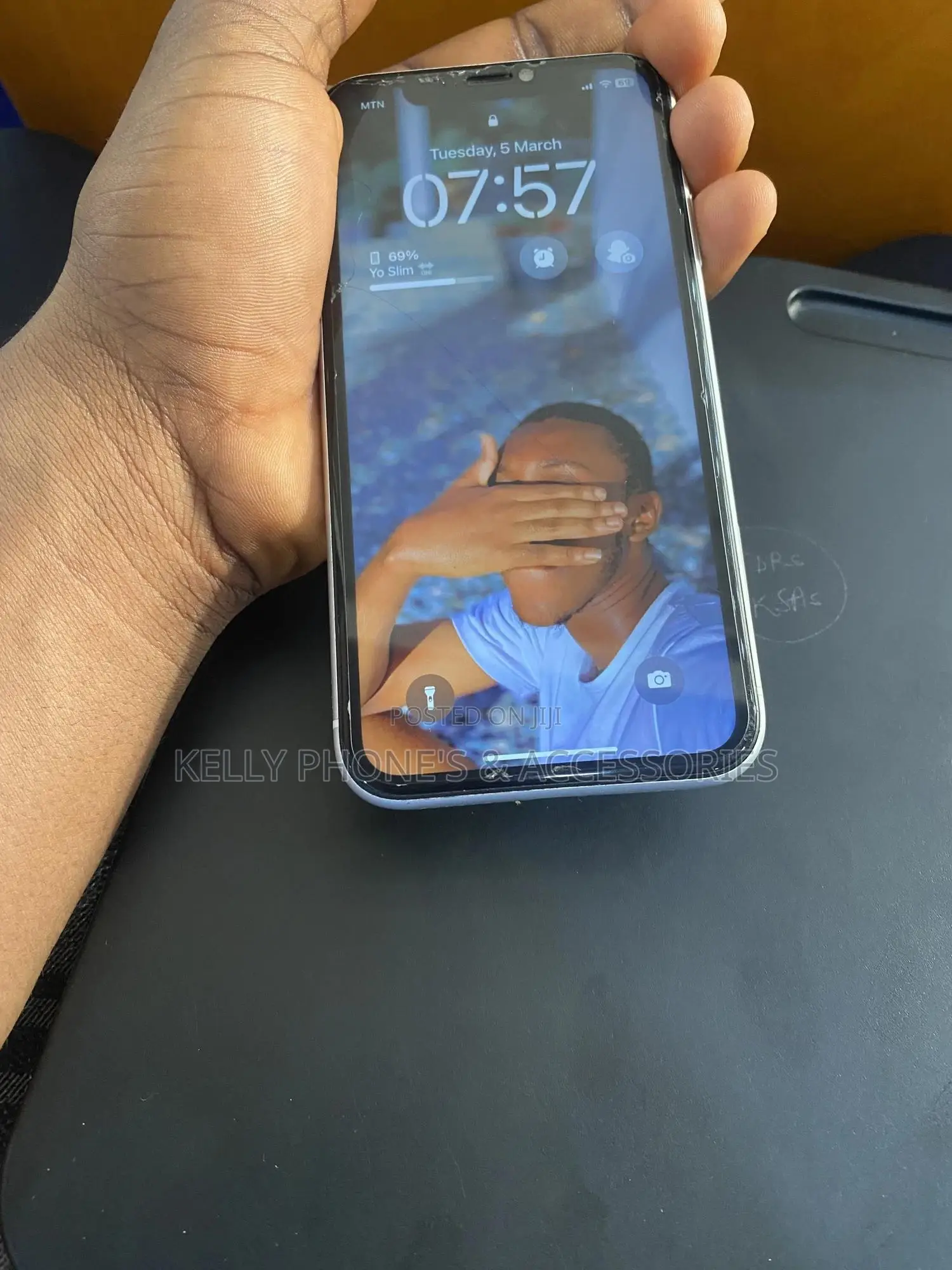 Apple iPhone XR 128 GB White