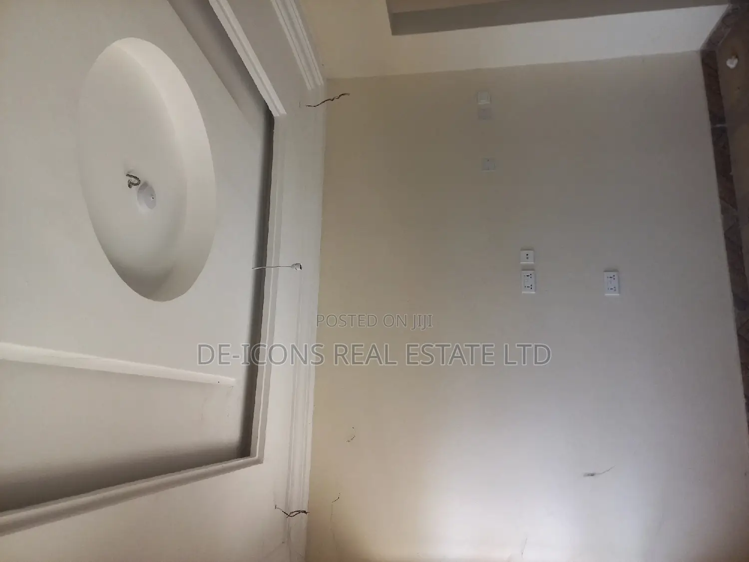 2bdrm Duplex in De-Icons Real Estate, Ga South Municipal for rent