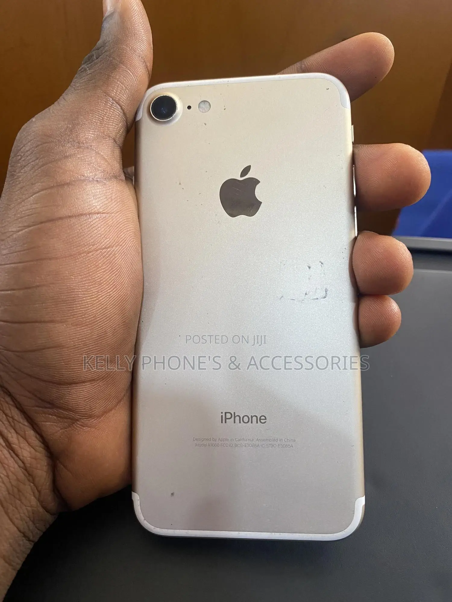 Apple iPhone 7 32 GB Gold