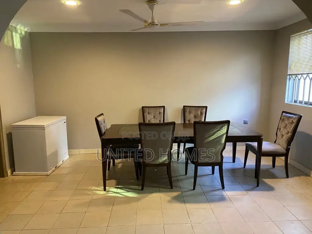 9bdrm Apartment in Kasoa for sale