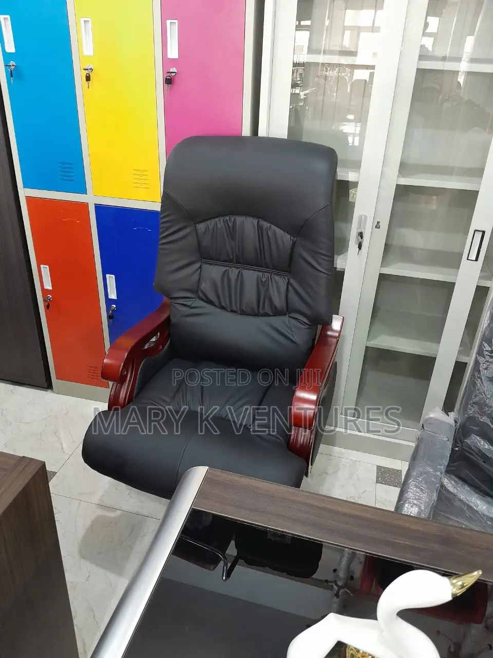 Manager Chair