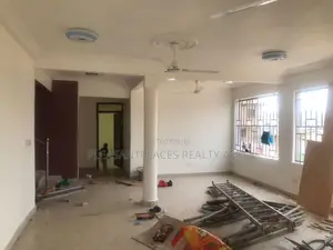 5bdrm Duplex in Pleasantplaces, Taifa-Burkina for rent