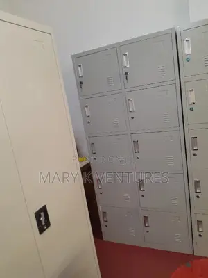10 Doors Rockers