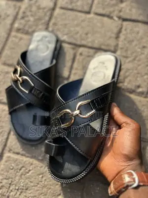 Big Boys Chain Slippers