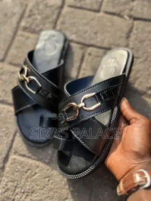Big Boys Chain Slippers
